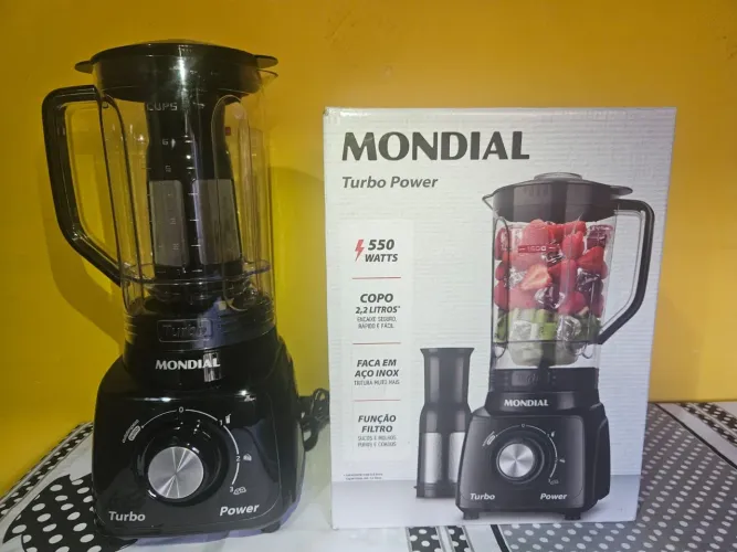 Liquidificador Mondial Turbo Power.  
