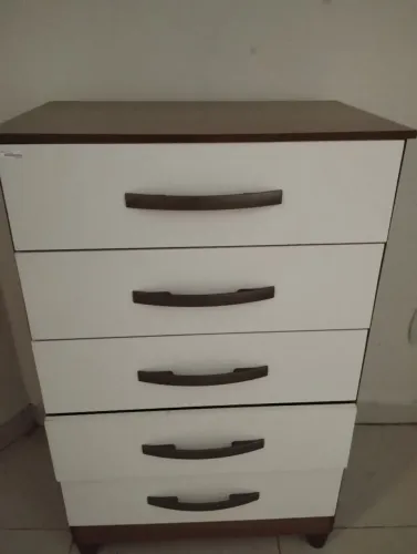 Vendo cômoda nova