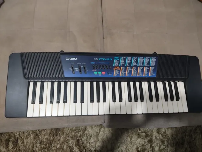 VENDE-SE TECLADO CASIO CTK-120
