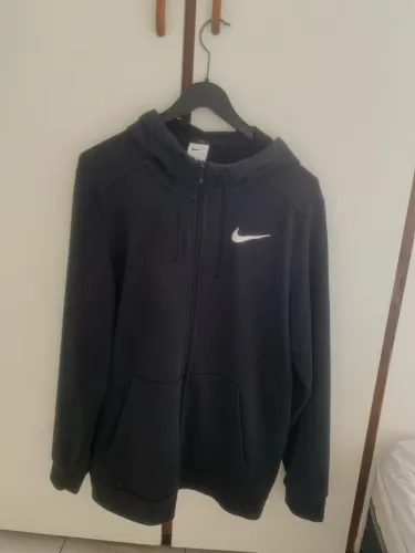 Casaco Nike preto