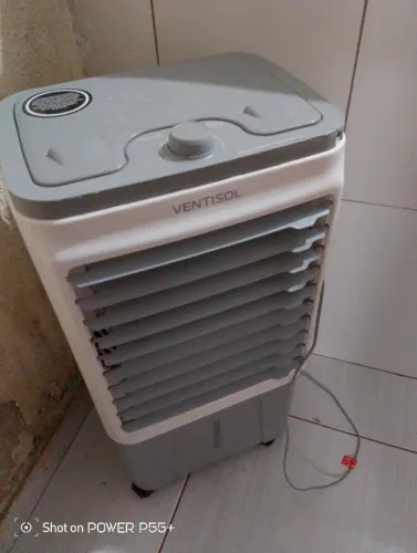 Climatizador e ventilador de ar e água