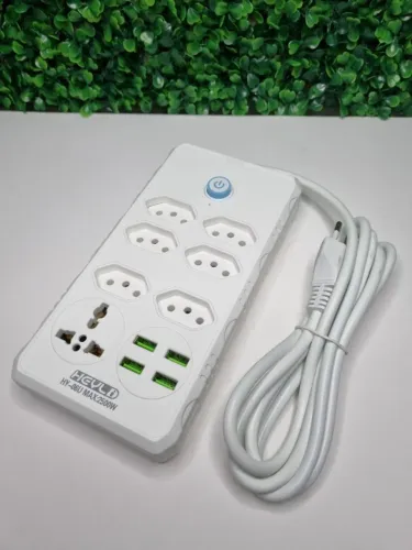Filtros de Linha Extensão Portátel De 6 Tomadas Com 4 Usb 1 Tomada Univesal Branco Bivolt
