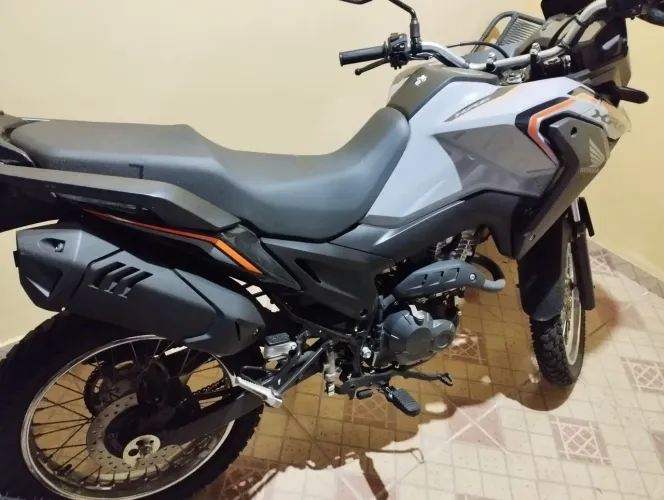 Honda XRE 190 baixo km