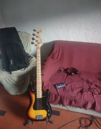 BAIXO PRECISION + M-CUVAVE