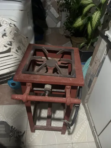 Fogão industrial 1 Boca Vermelho Ferrugem