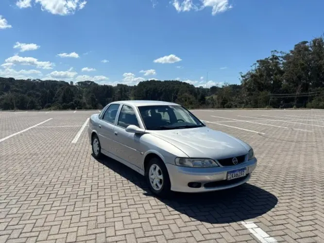 Chevrolet Vectra GL 2.2 MPFI Milenium 2001