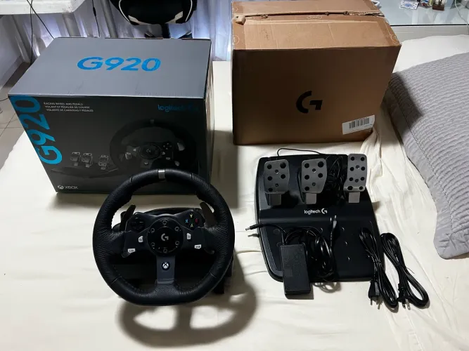 Volante logitech G920/ completo com caixa pouquíssimo usado