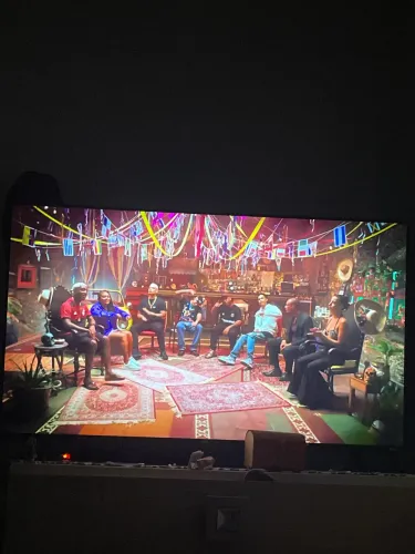 Televisão aok 43