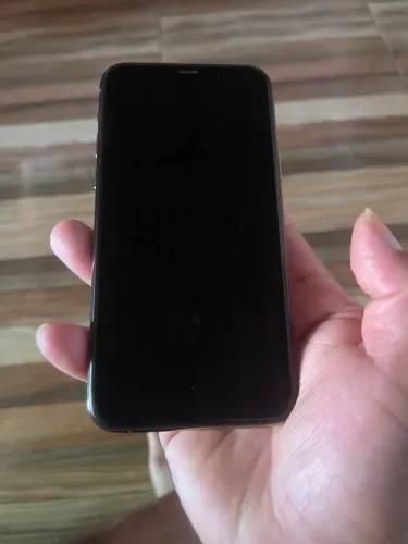 Vendo um iPhone 11 Pro