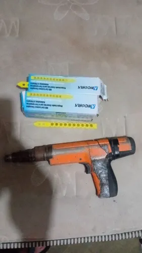Pistola de fixação de fincar pinos