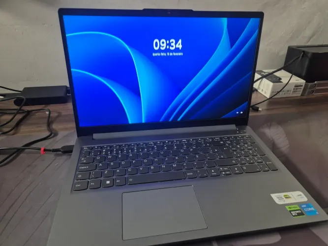 Notebook lenovo loq essential