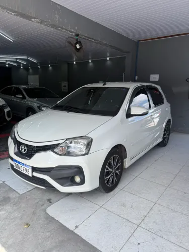 Toyota Etios Platinum 1.5 Flex 16V 4P Aut. 2018