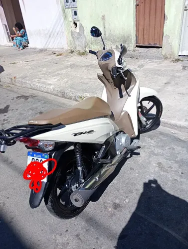Honda biz mais