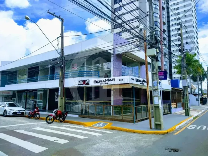 Sala Comercial para Locação na Galeria Beira Mar no bairro Treze de Julho