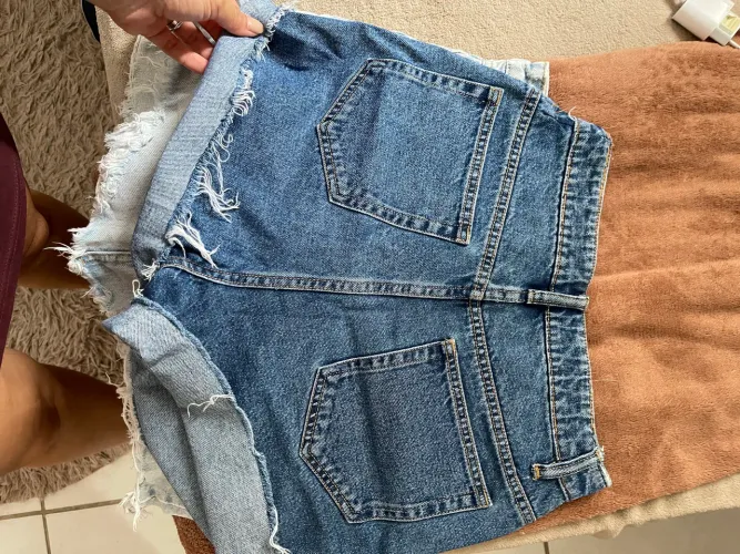 Short mom ZARA. 36