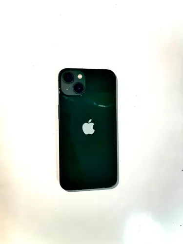 iPhone 13 256GB Verde - Somente Celular (Detalhes de Uso)
