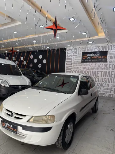 Chevrolet Celta 1.0/super/n.piq.1.0 MPFI VHC 8V 3P 2005