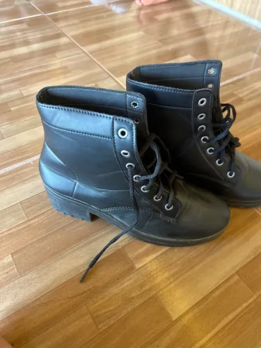 Vendo essa bota