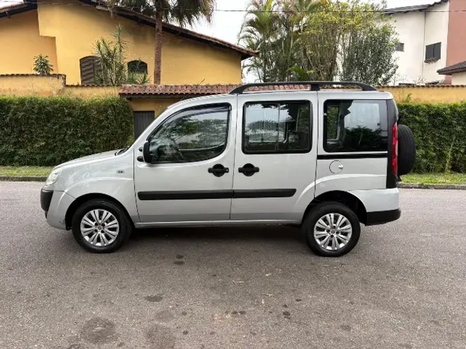 Fiat Doblo Essence 1.8 Flex 16V 5P 2016