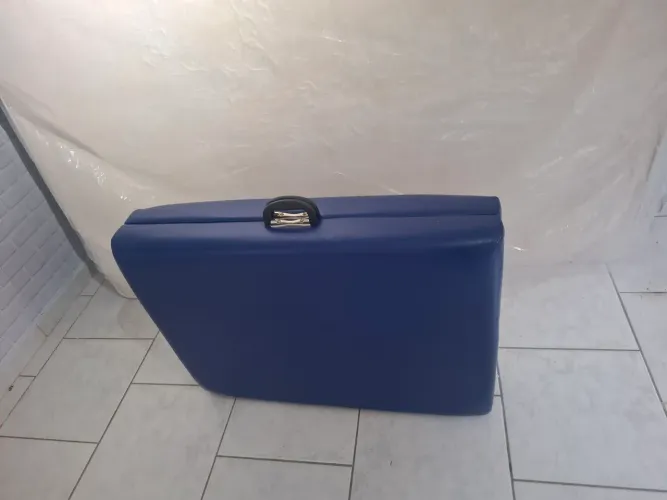 Maca de massagem dobrável e portatil BARELLE 60CM com almofadas e rolinho para pernas