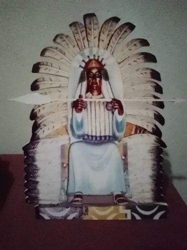 TOTEM DE PAI SETA BRANCA, MENTOR DO VALE DO AMANHECER