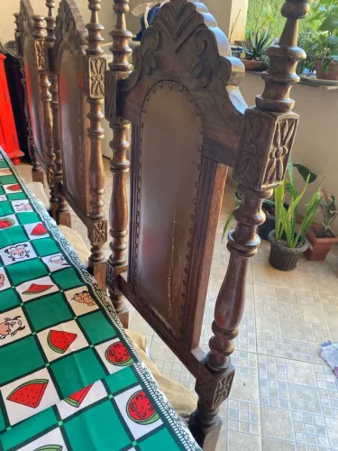 Mesa com 8 cadeiras