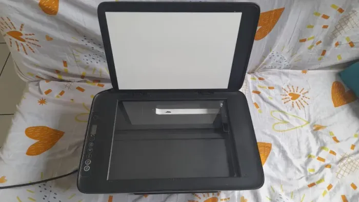 Vendo Impressora Multifuncional HP..Valor da nota fiscal 437,95 ..Vendo por apenas 270 