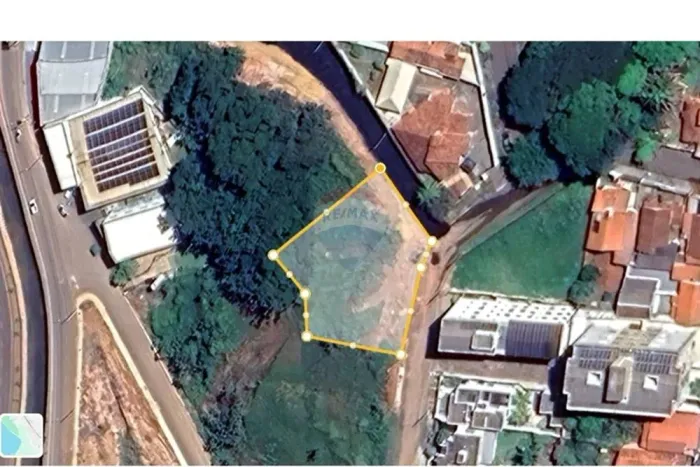 VENDA - Terreno no Bairro Boa Vista em Patos de Minas/MG