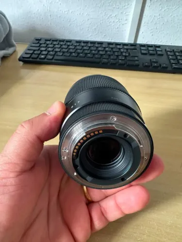 Lente Sigma 16mm f/1.4 DC DN Contemporary - Sony E-Mount