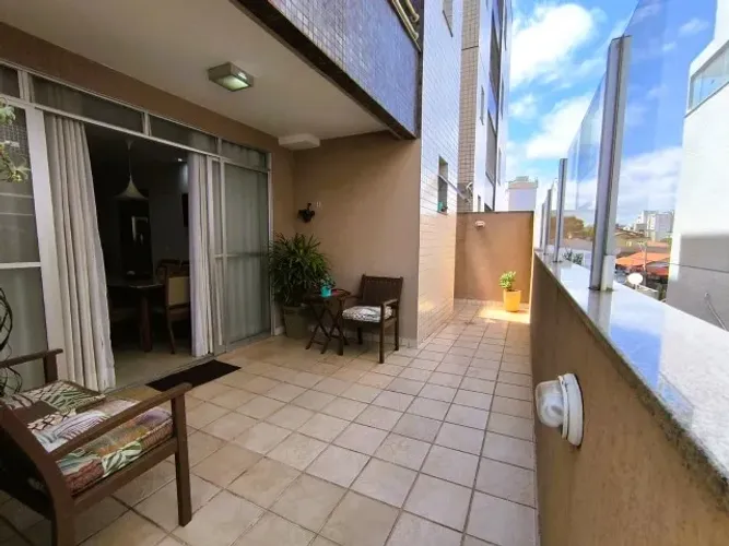 Àrea Privativa  com 3 quartos bairro da Graça