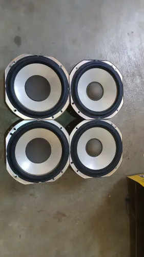 Alto falantes de 8 polegadas da sony