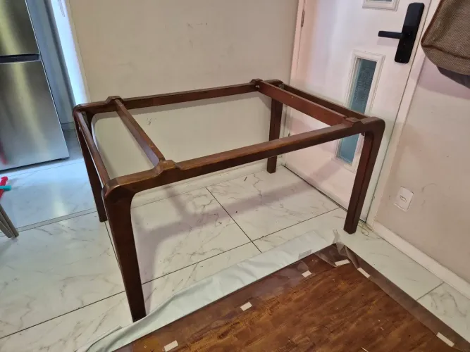 Base para mesa 130 x 86 x 74 altura perfeito estado