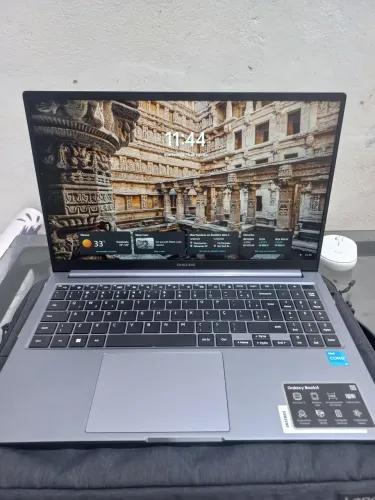 Galaxy book 4