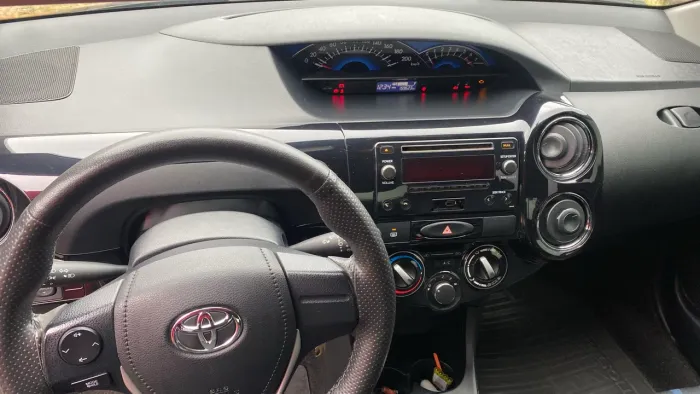 Toyota Etios XS 1.5 Flex 16V 5P Mec. 2016