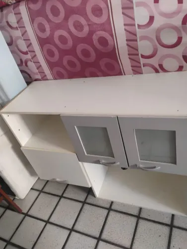 Armário de cozinha em madeira