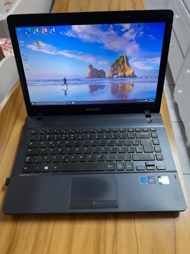 ? ? Notebook Usado em Ótimo Estado - Excelente Oportunidade!