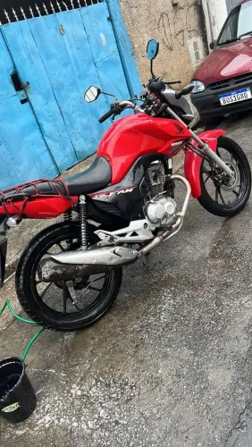 Honda Fan 2019 em dia