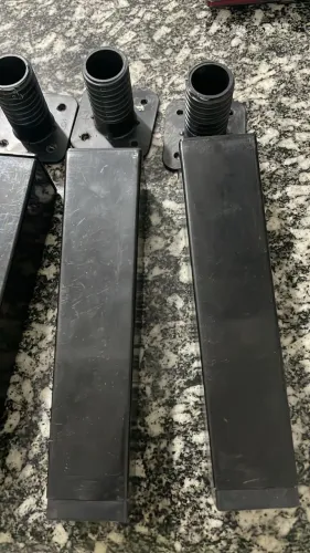 Pés para armário 