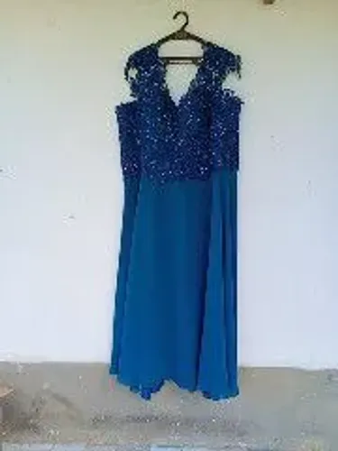 Vestido festa plus size 