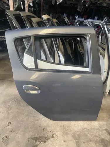 Porta Traseira Direita Renault Sandero - 2014 A 2022 Original 