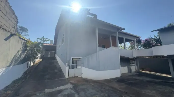 Excelente Chácara Área Total 975,28M², com Escritura e IPTU