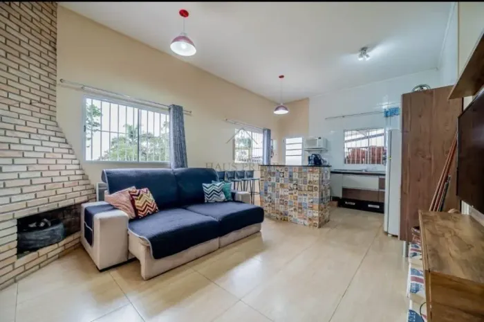 Venda | Casa com 91 m², 2 dormitórios, 4 vagas. Bairro Dos Pires, Ibiúna SP