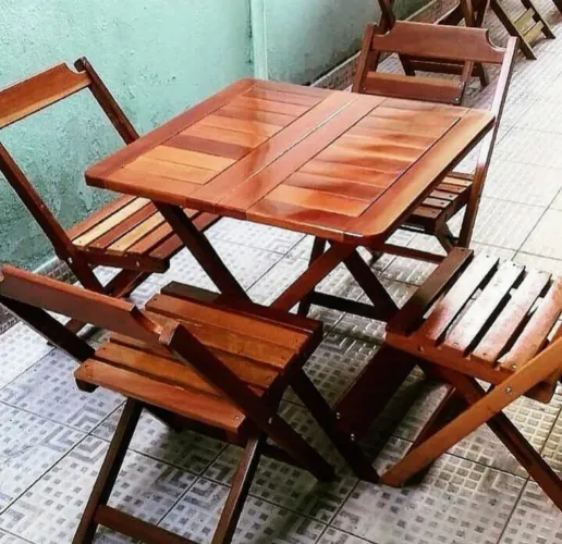 "Mesa de Paraju Extensível: Ajuste ao seu espaço"