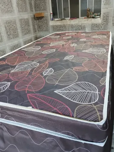 Cama box solteirão de fábrica