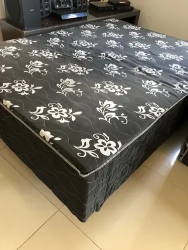 Cama box casal