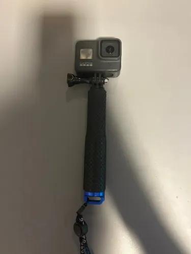 Gopro 8 hero black + Acessórios