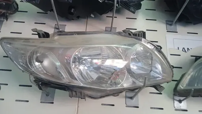 Farol Corolla 2009 