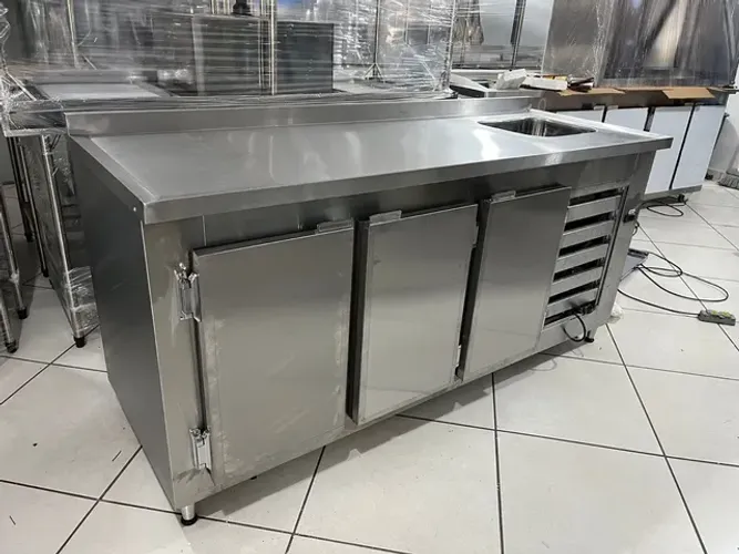 Balcão refrigerado em inox industrial de encosto a pronta entrega