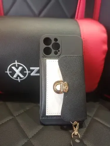 Capa de iPhone 13 Pro Max + Bolsinha e alsa atrás