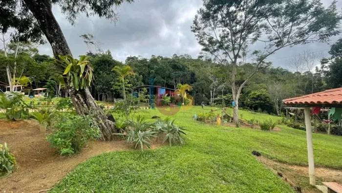 Vendo uma Fazenda